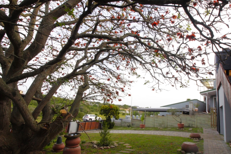3 Bedroom Property for Sale in Aston Bay Eastern Cape